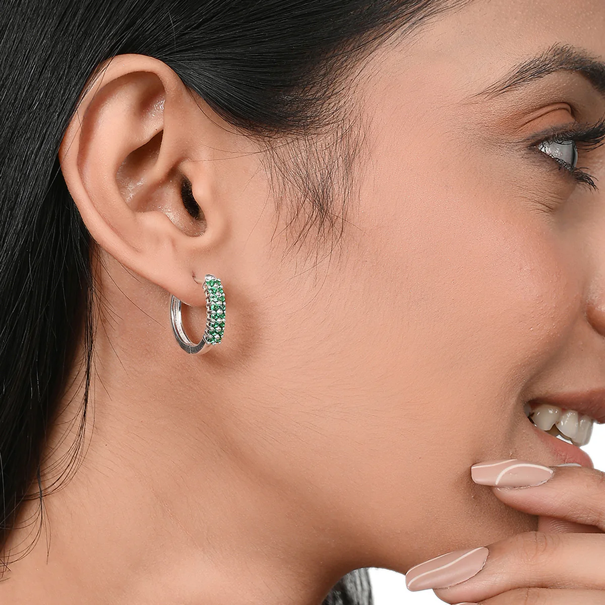 925 Sterling Silver Hoop Earring Studded With Green Stone - Image 2