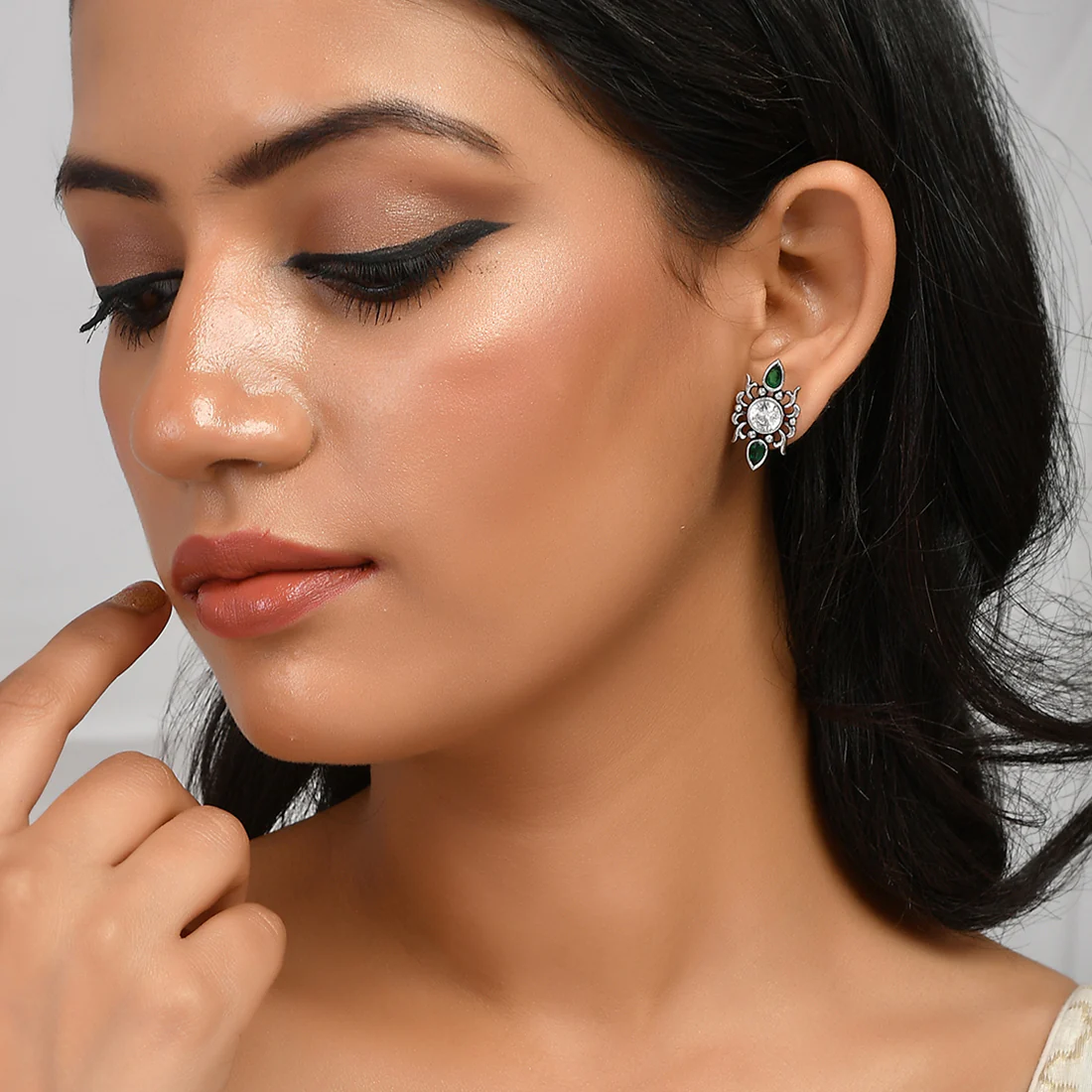 Abharan Casual White and Green Stones Stud Earrings - Image 2