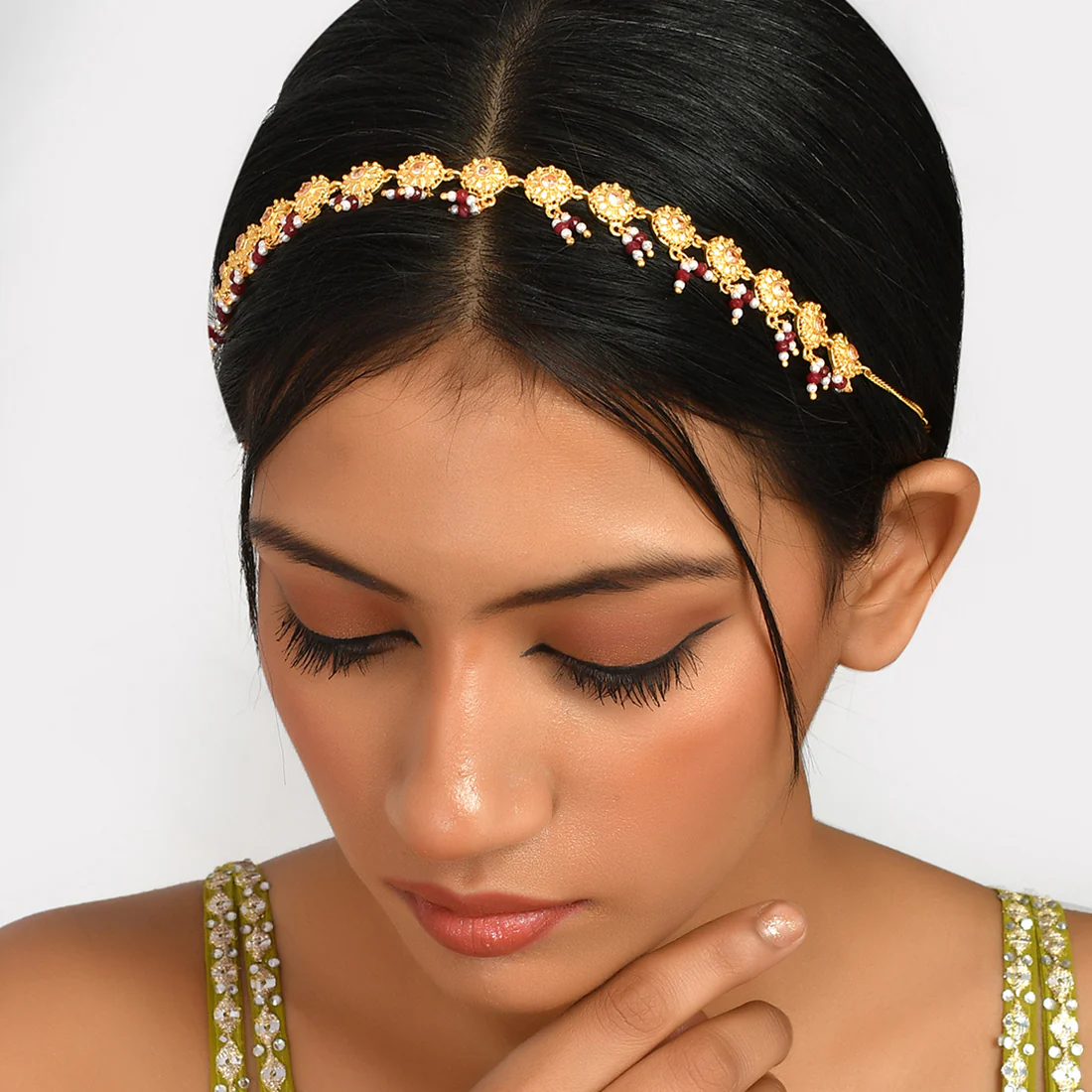 Abharan Floral Motifs Gold Plated Maang Tika - Image 2