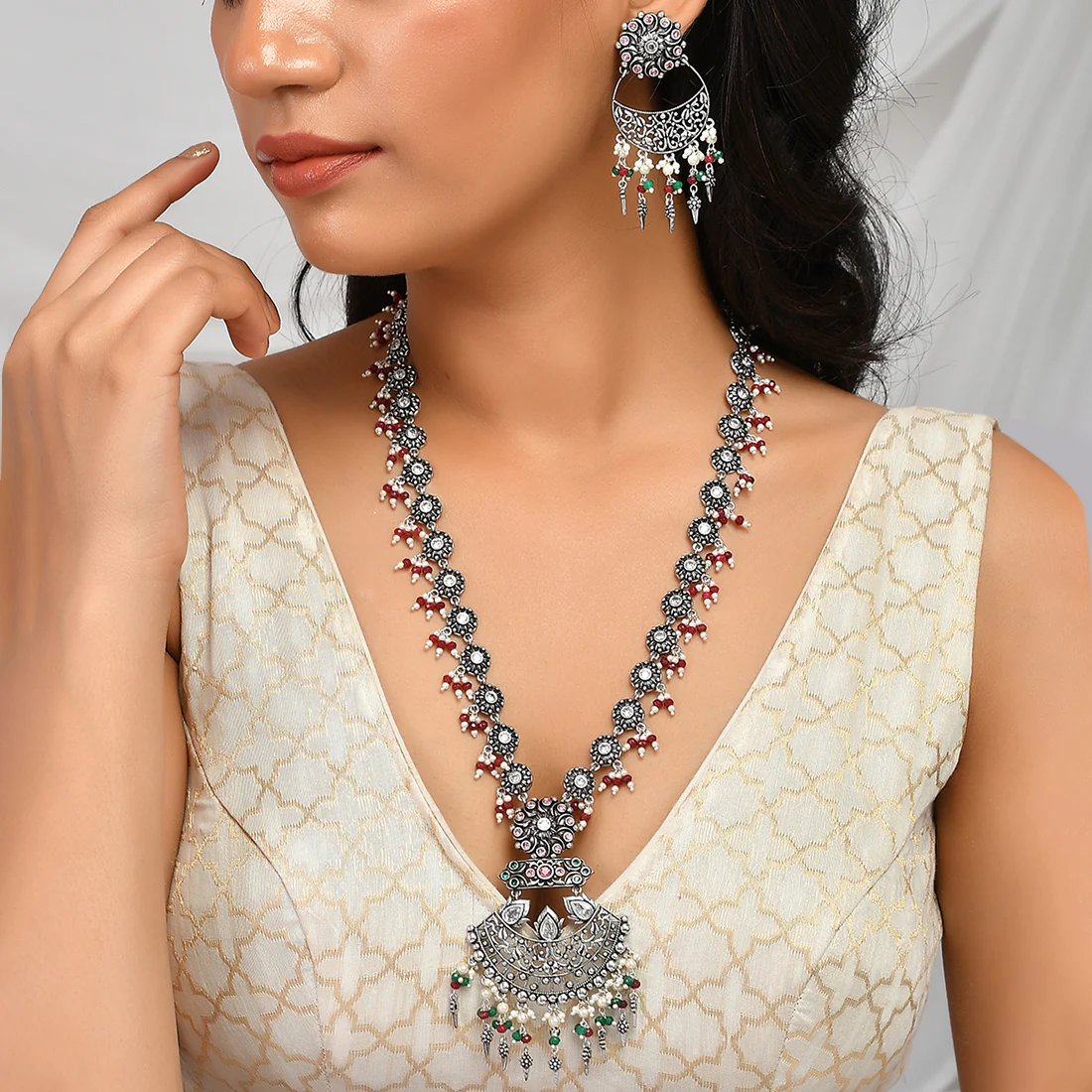 Abharan Heavily Embellished Opulent Jewellery Set - Image 2