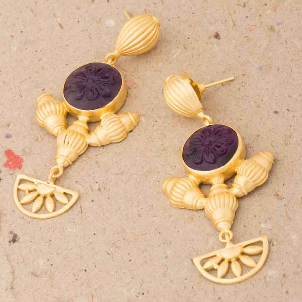Alluring Dangler Earrings Pair For Women