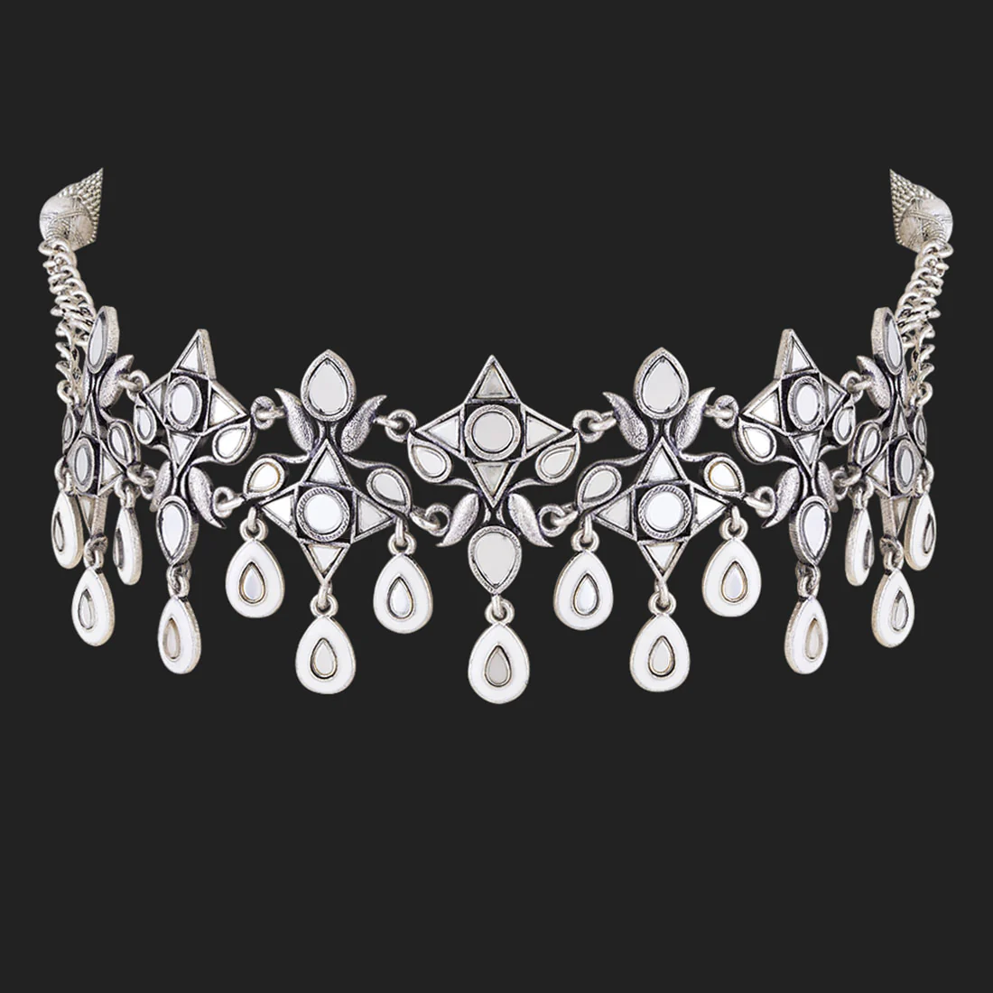 Amaira Antique Style Necklace - Image 3