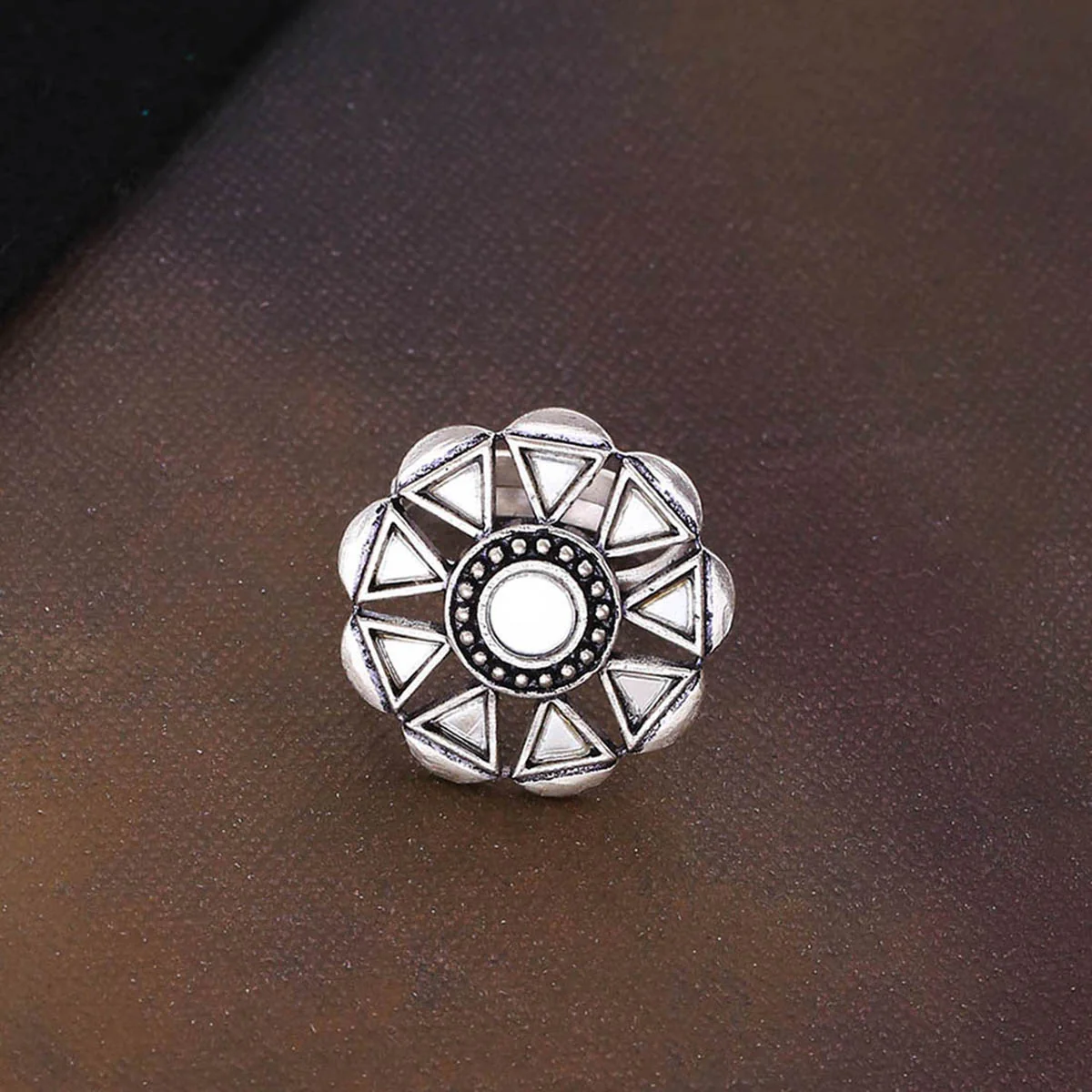 Amaira Mirror Details Statement Ring