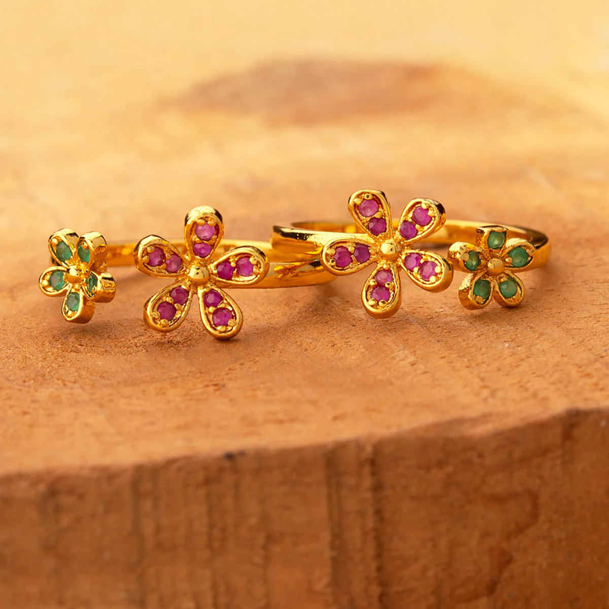 American Diamond Floral Motifs Toe Rings
