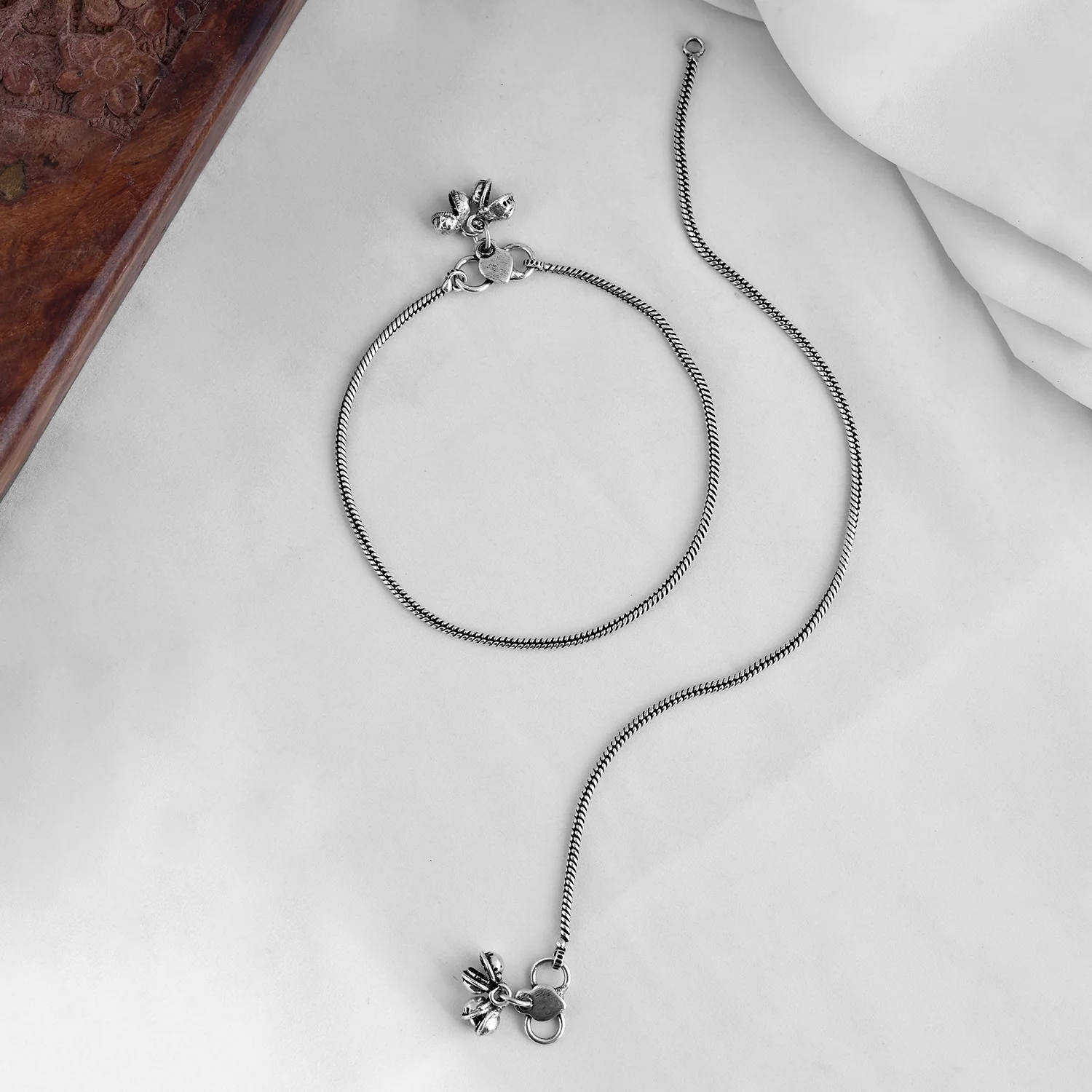 Antique Essentials Mehfil Mystique Oxidised Anklet Set - Image 2
