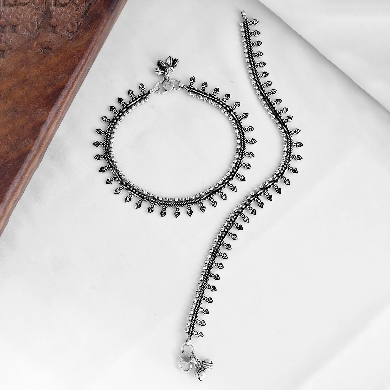 Antique Essentials Shahi Jhanjhar Oxidised Anklet Set