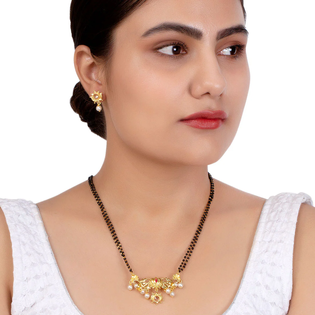 Apsara Lotus Motif Mangalsutra Set - Image 2