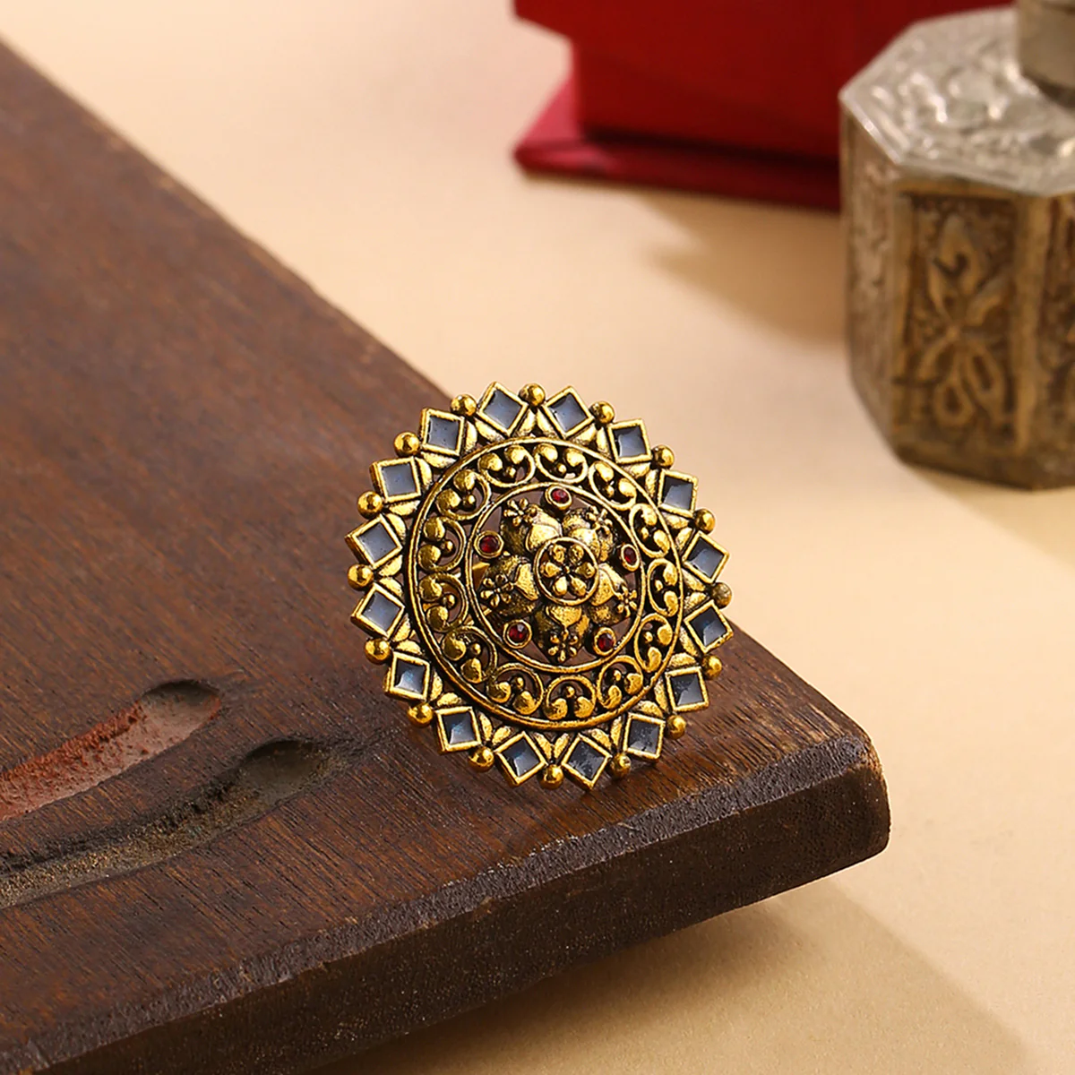 Arabian Nights Antique Gold Round Brass Rings