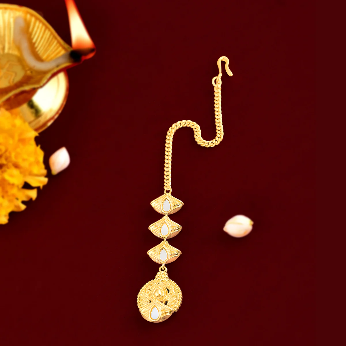 Aradhana Anishi Long Mangtikka - Image 2