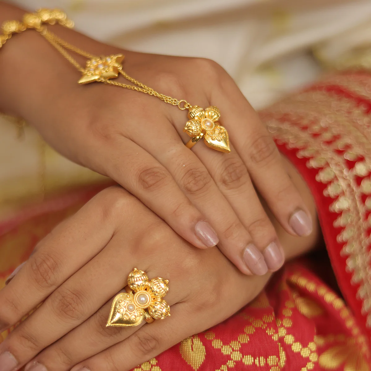 Aradhana Deepti Haathphool - Image 4