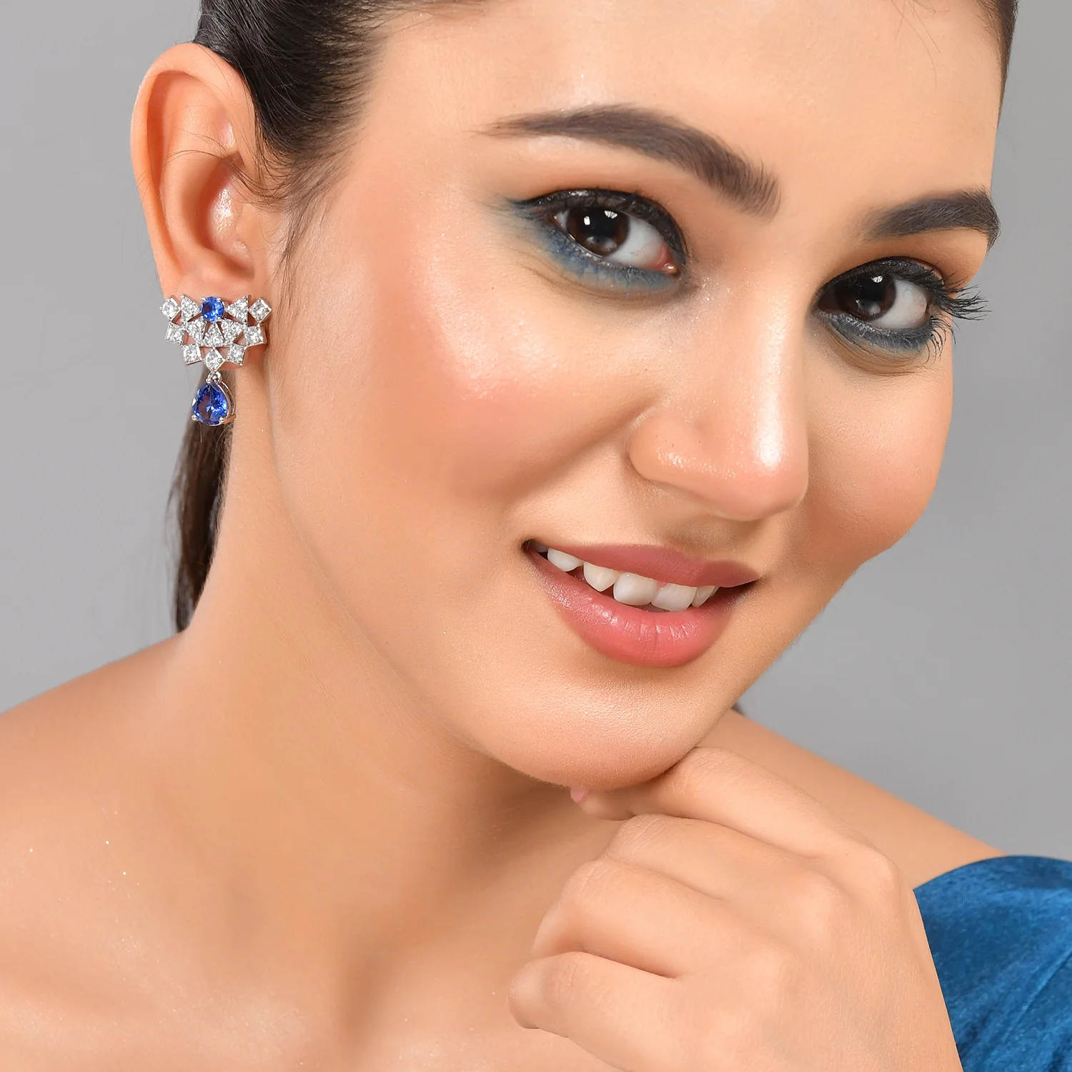 Before Sunrise Neeharika Stud Earrings - Image 2