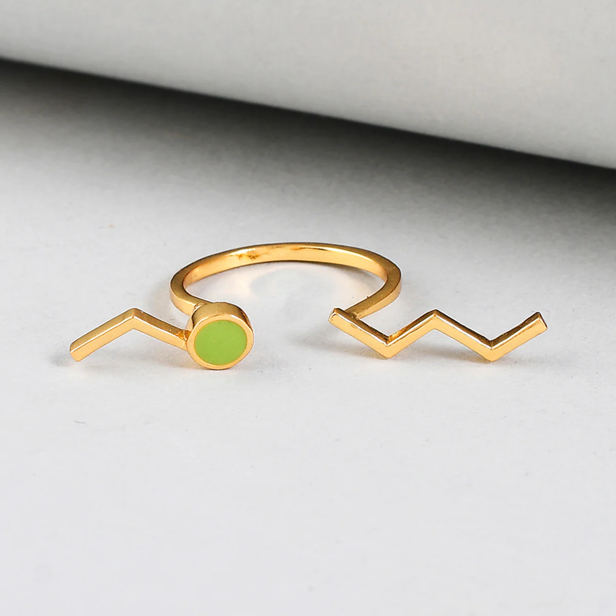Benzene Gold Waves Enamelled Open Ring