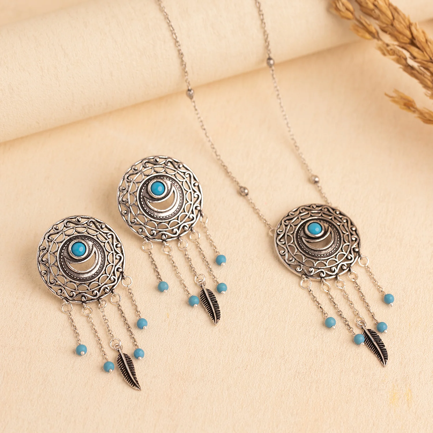 Boho Tribe Dreamcatcher’s Vision Oxidised Pendant Set