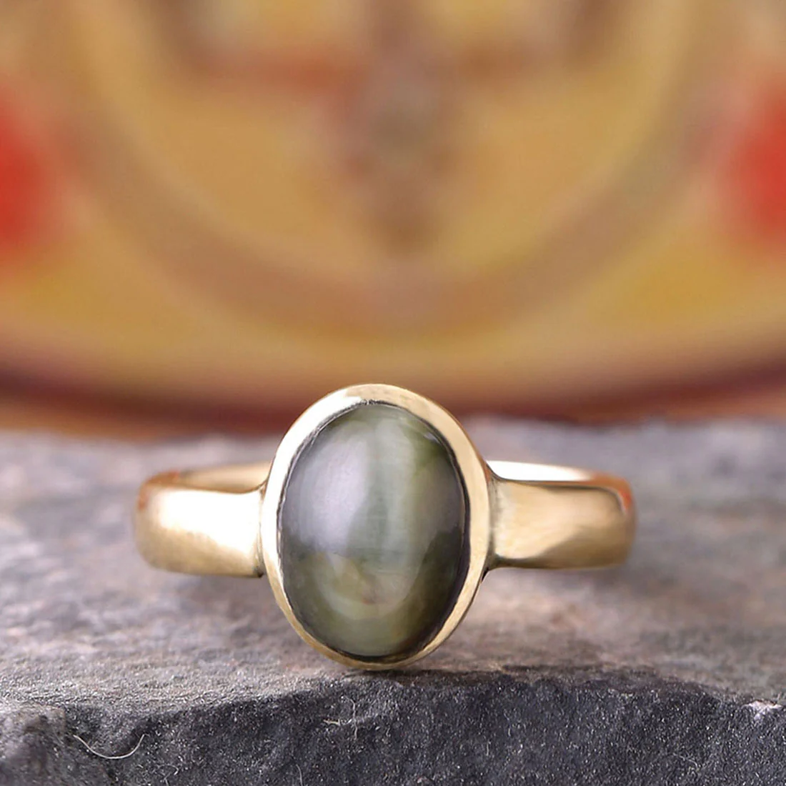 Cat's Eye (Lehsunia) 5.25 Ratti Ashtadhatu Rashi Ratna Ring with original Lab Test Certificate