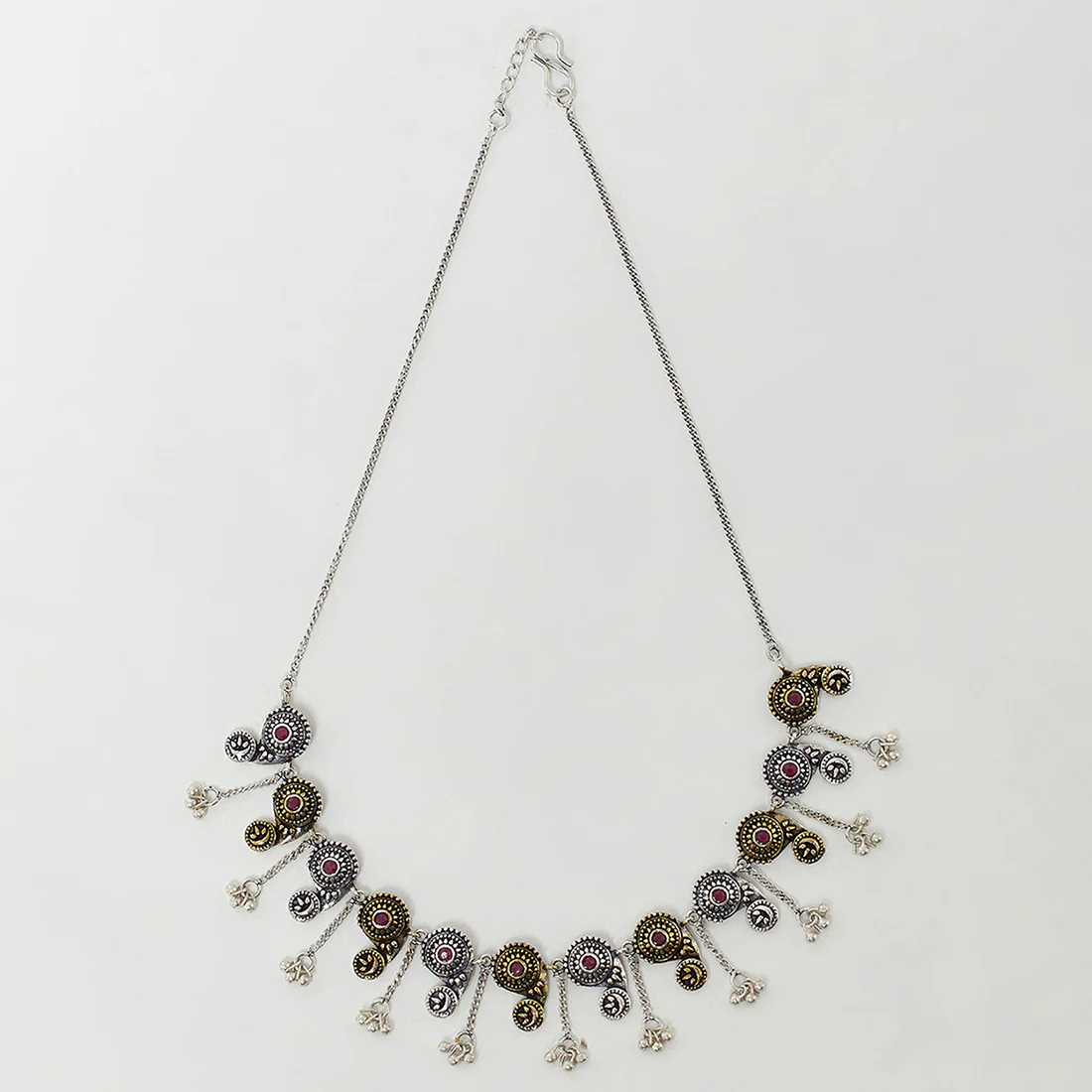 Chamba Silver Plated Circles Pattern Brass Necklace - Image 3
