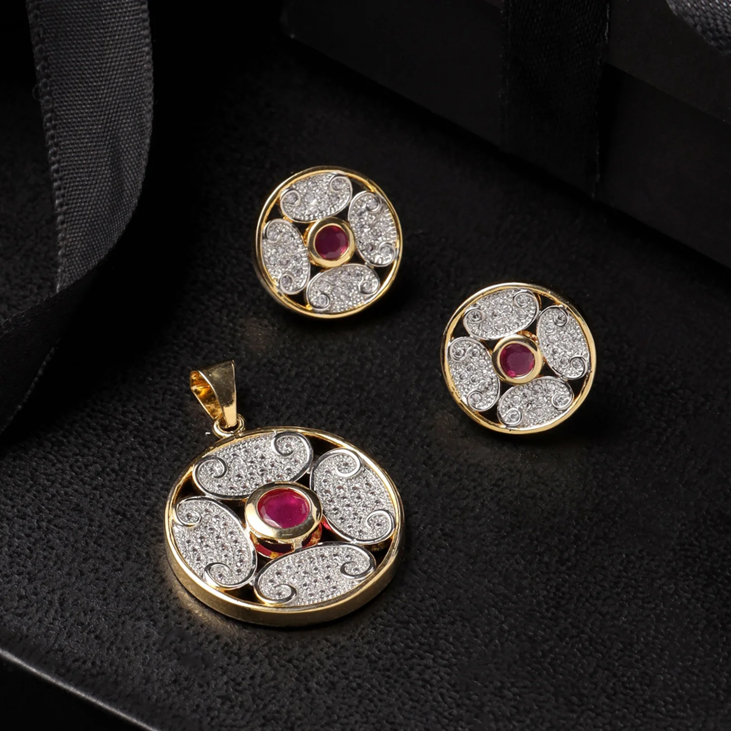 Circular CZ Pendant Set- Pink