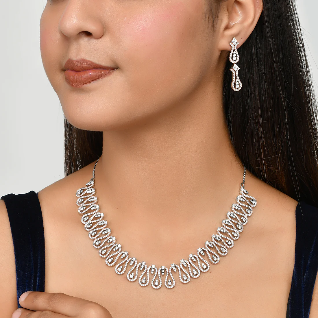 Cz Elegance Dual Tone Curvy Wave Brass Made Necklace Set - Image 2