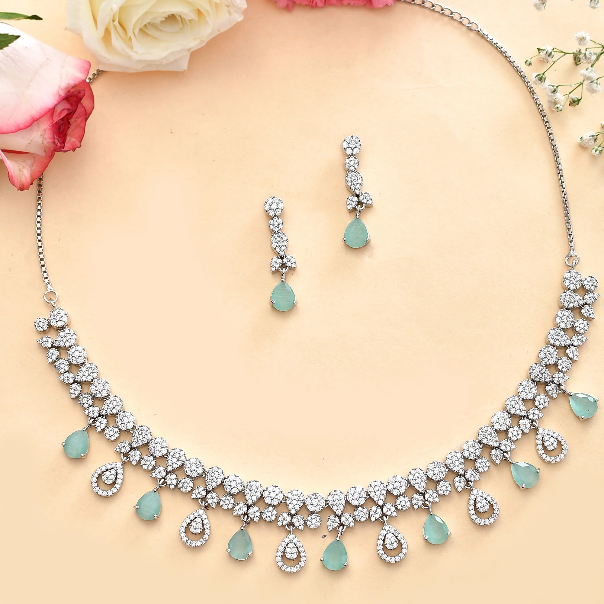 Cz Elegance Green And White Teardrop Cut Cz Jewellery Set