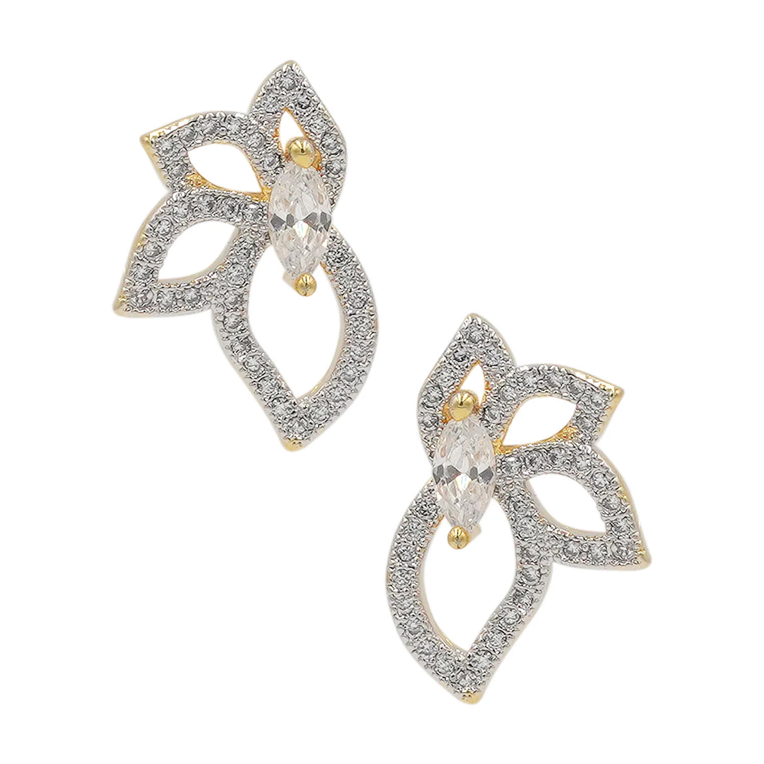 Designer Leafy Gold Plated Pendant Set - Image 4