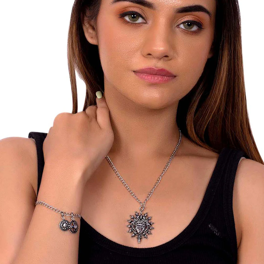Divine Oxidized Charms Pendant with Bracelet - Image 2