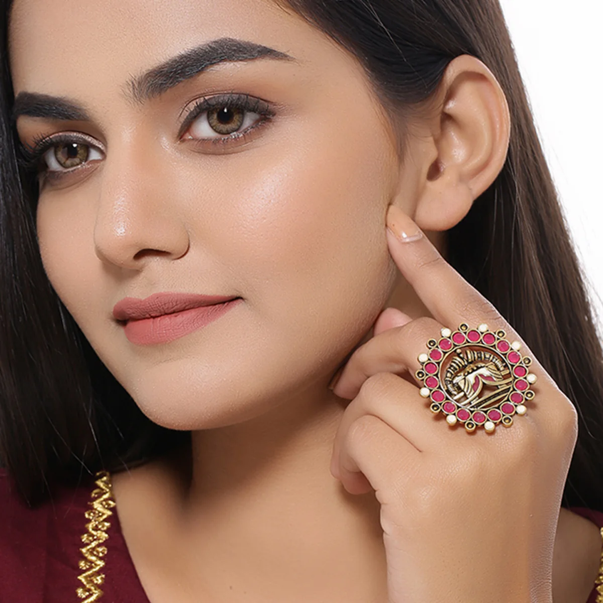 Doli Sringa and Bridal Palanquin Motifs Bracelet - Image 2