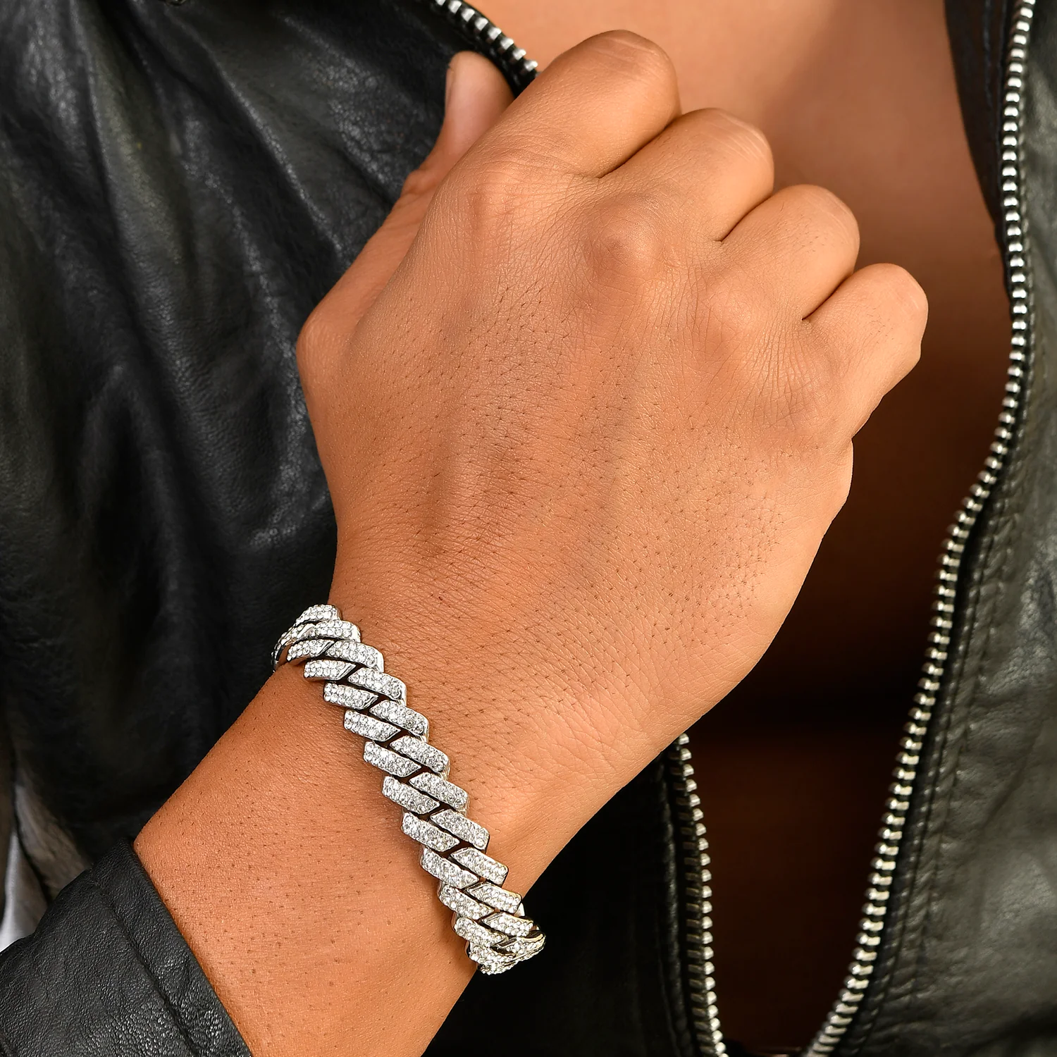 Eclipse Regal Elegance American Diamond Men's Bracelet - Image 2