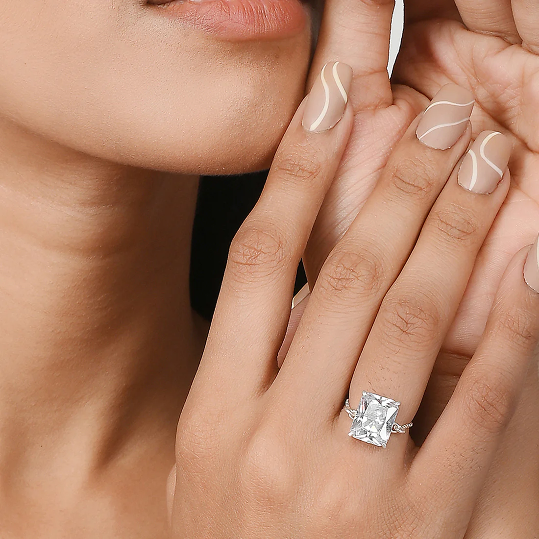 Elegant 925 Sterling Silver Cocktail Ring - Image 2