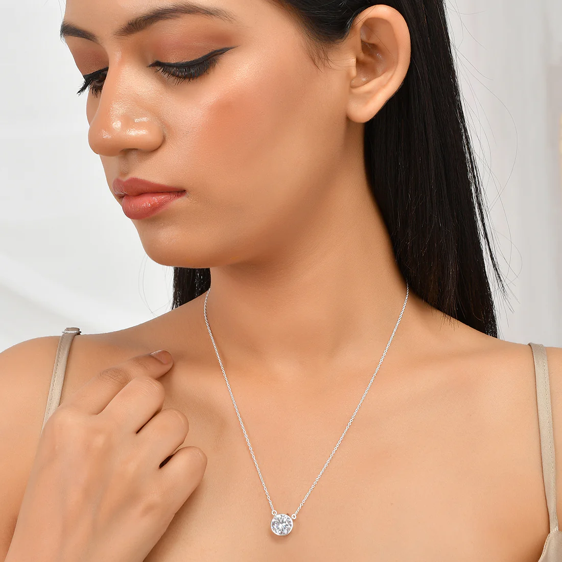 Elegant 925 Sterling Silver Necklace Pendant - Image 2