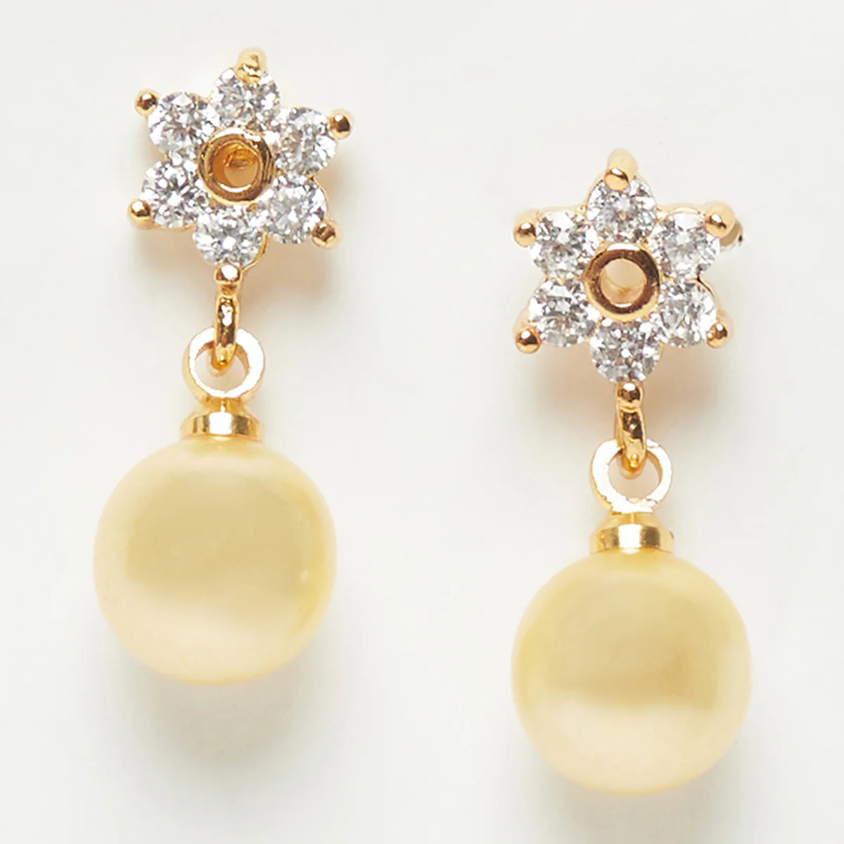 Elegant Drop Earrings with Pearls - Image 3