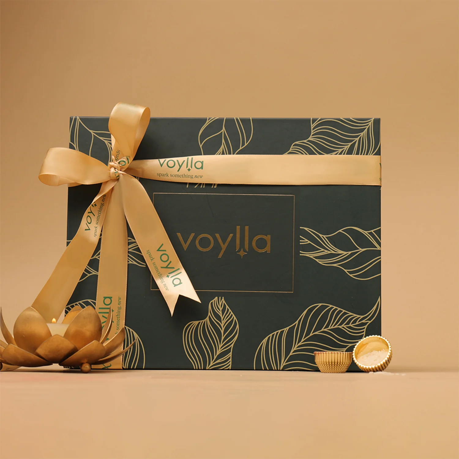 Elegant Mens Grooming Rakhi Gift Hamper For Brother - Image 3