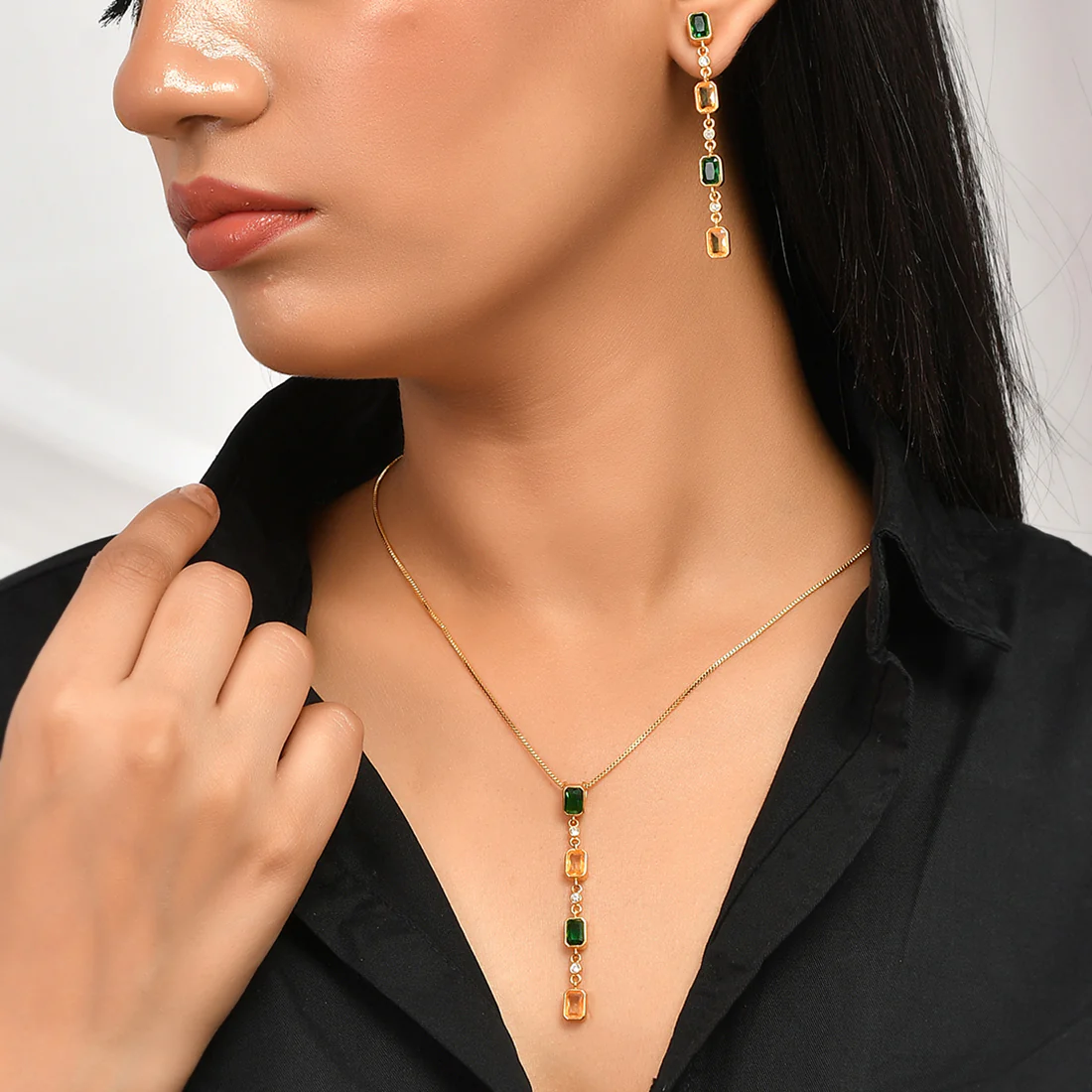 Elle Pendant Set - Image 2