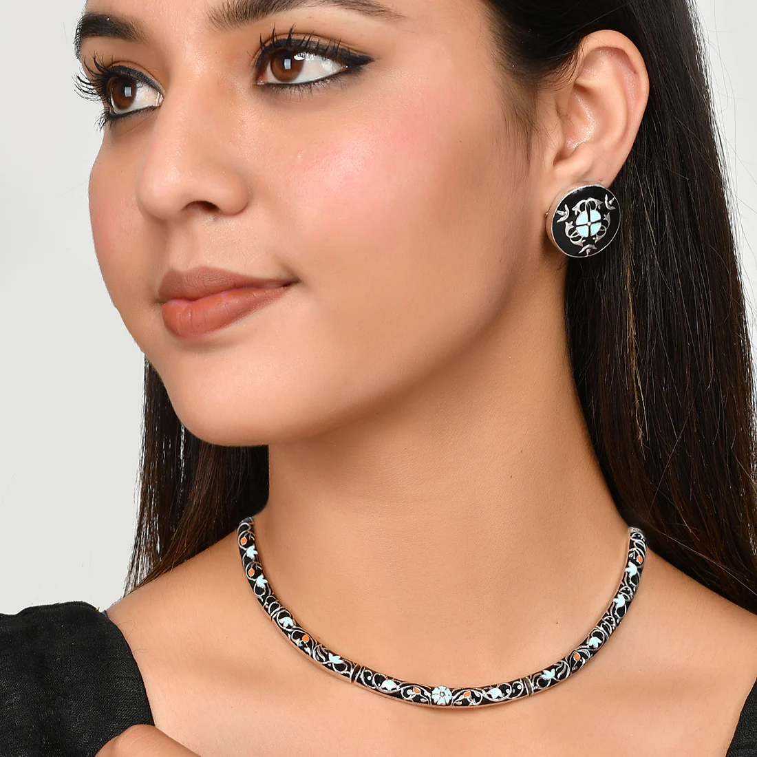 Enameled Elegance Silver Oxidized Blue-Round Necklace Set - Image 2