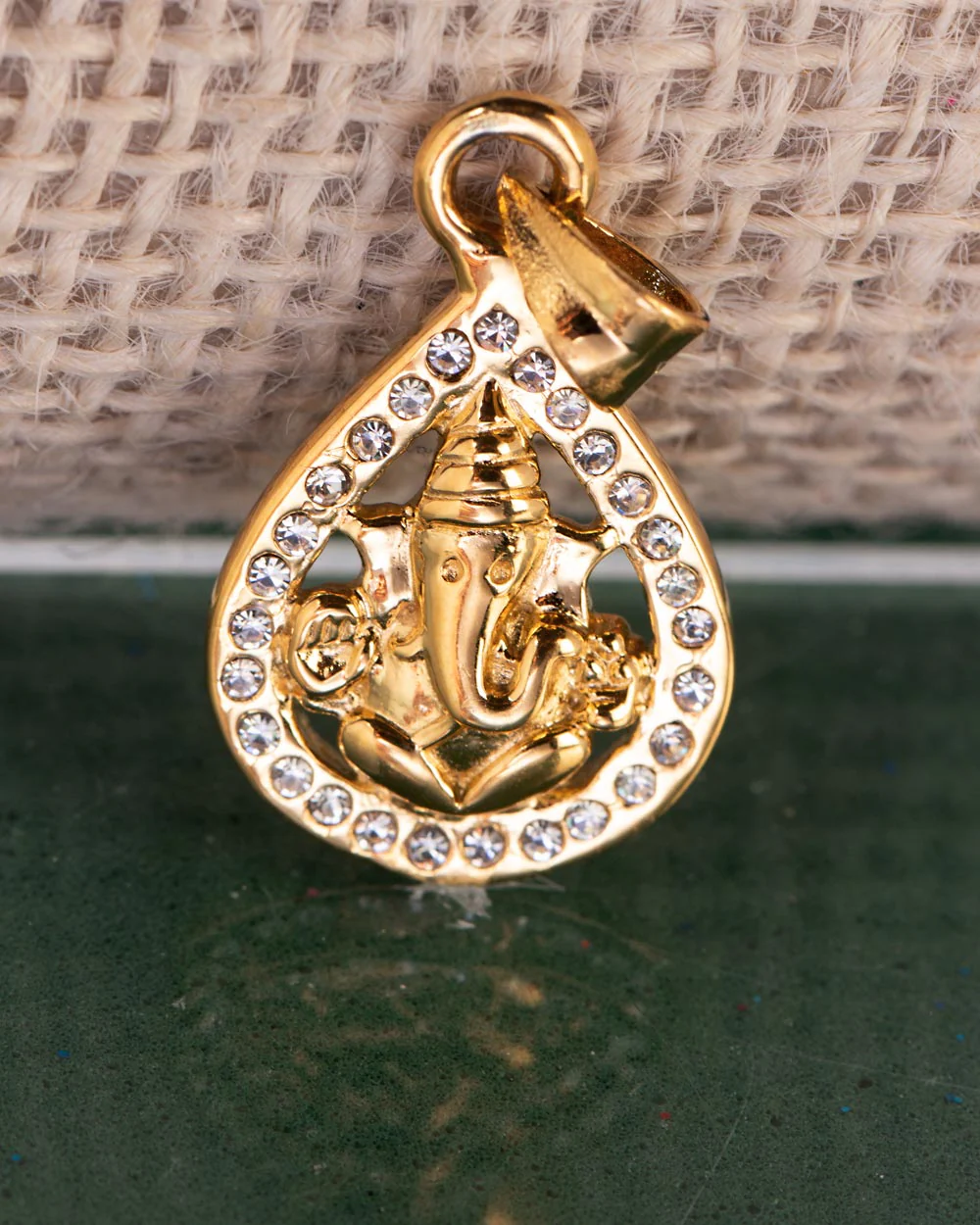 Faith & Trust Lord Ganesha Pendant