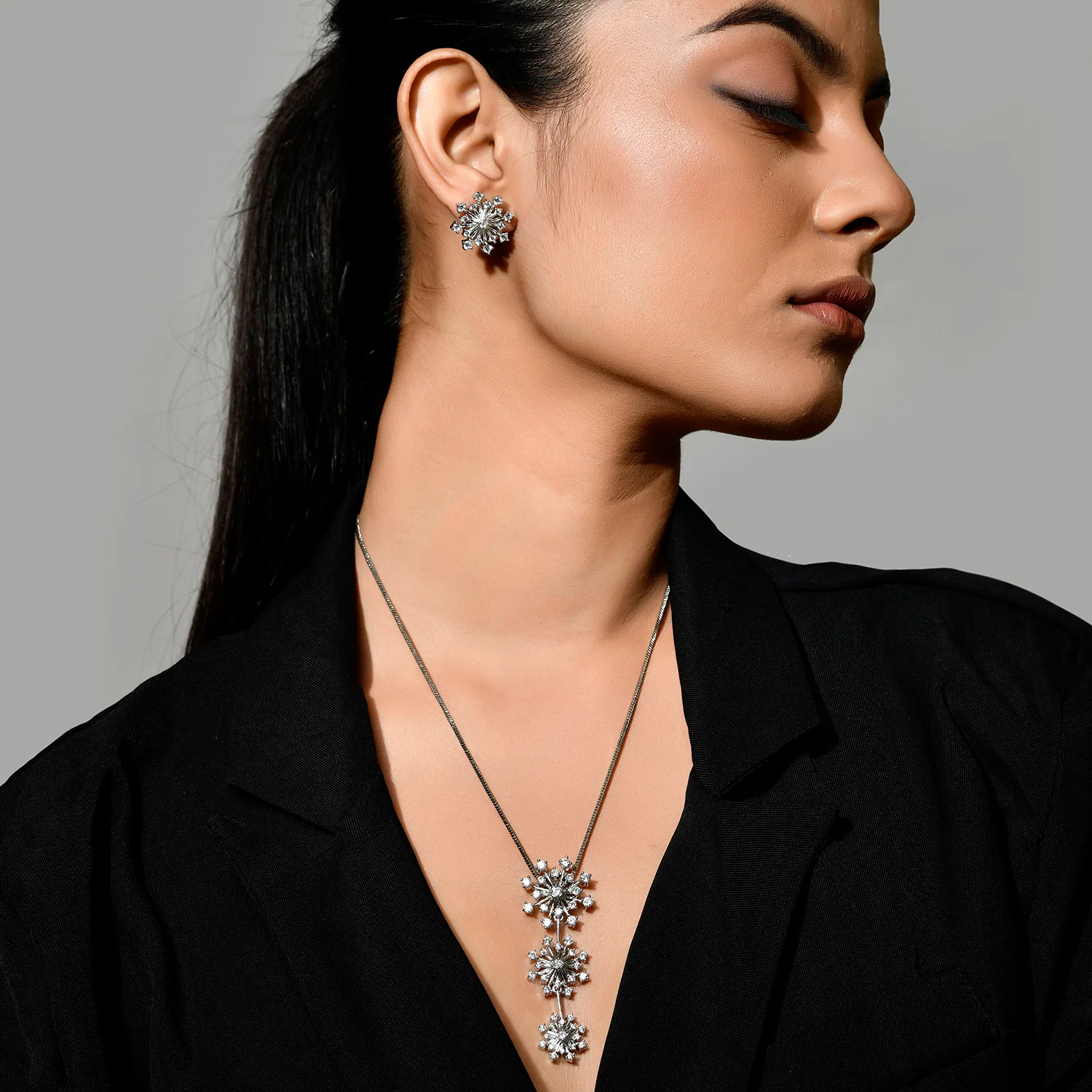 Fireworks Sparkle Nova Pendant Set - Image 2