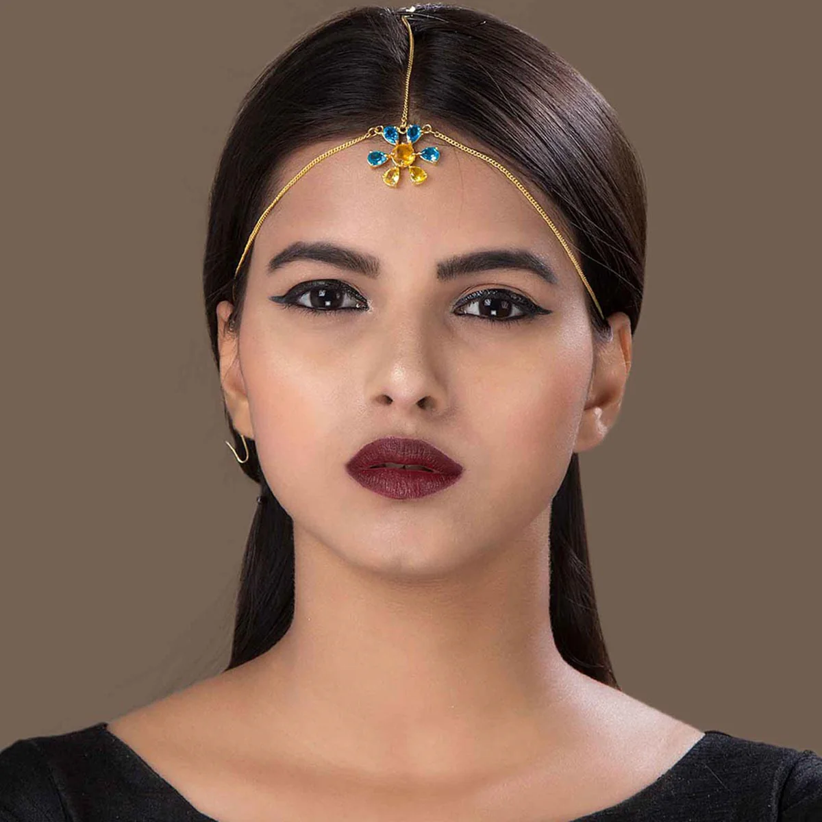 Flamboyant Matha Patti For Women - Image 3