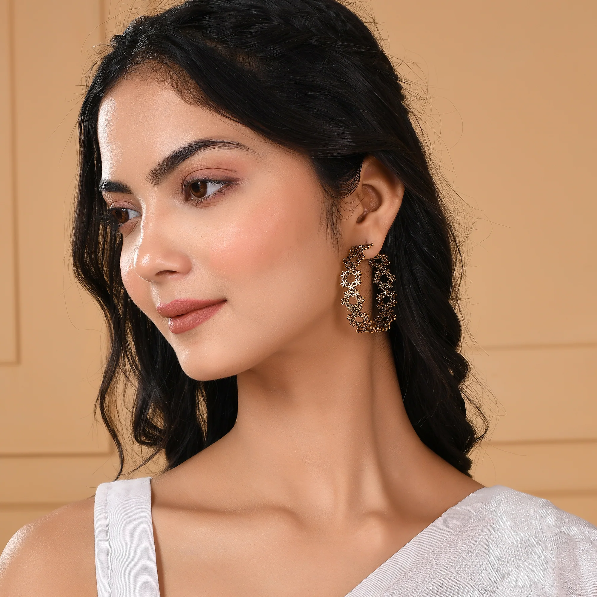 Floral Motifs Gold Plated Casual Brass Hoop Earrings - Image 2