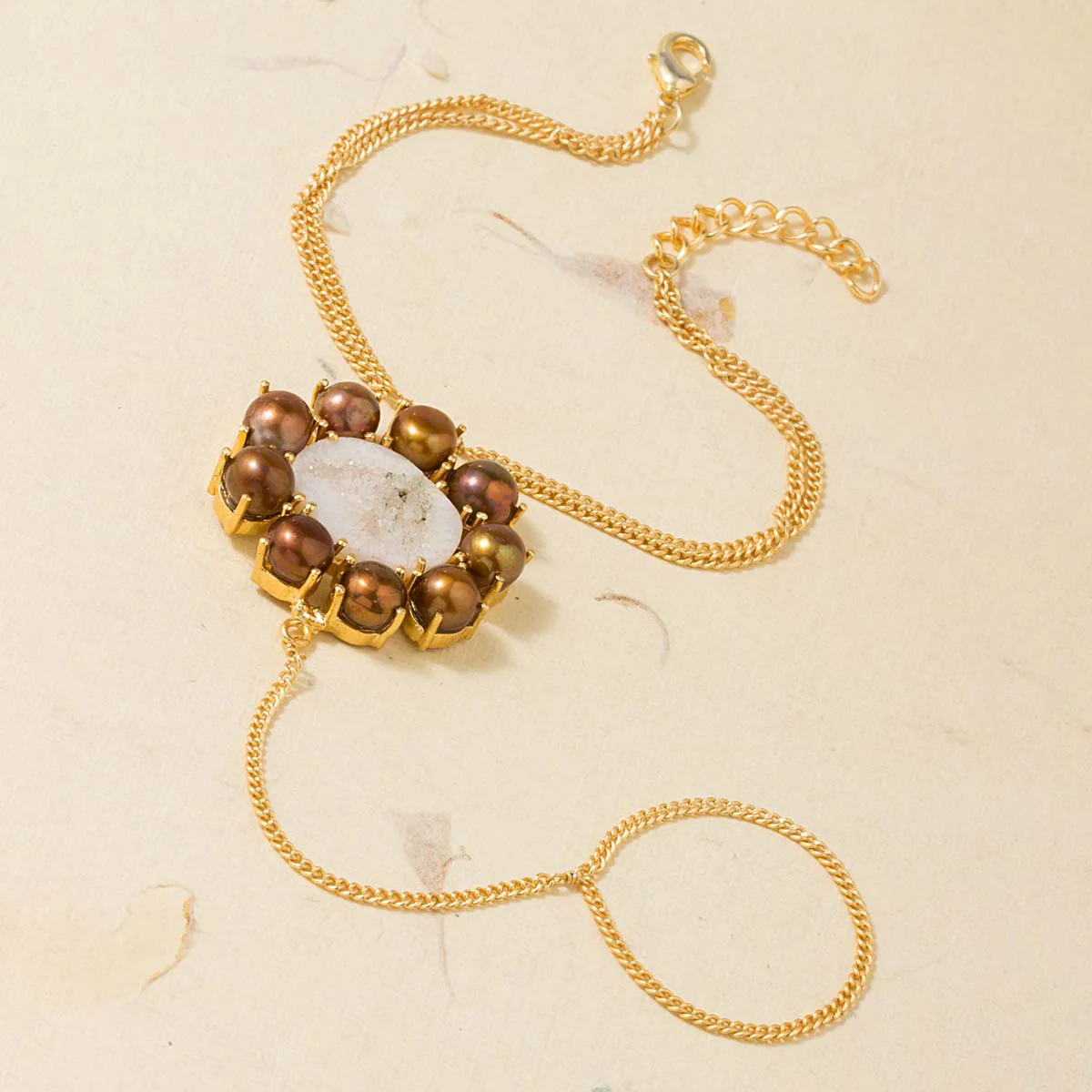 Floral Slave Bracelet In Gold Tone