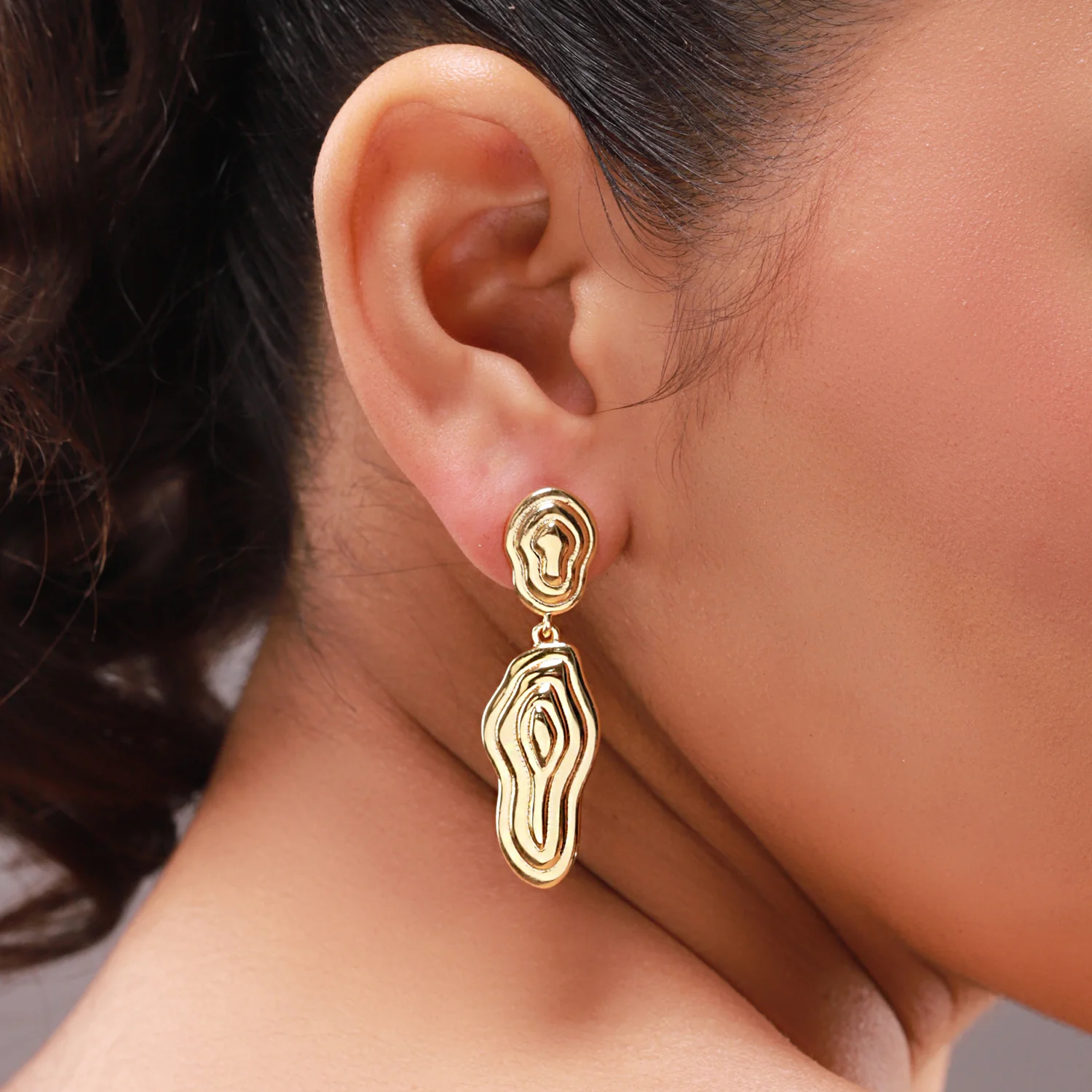Flow Tide Coral Drift Dangle Earrings - Image 2