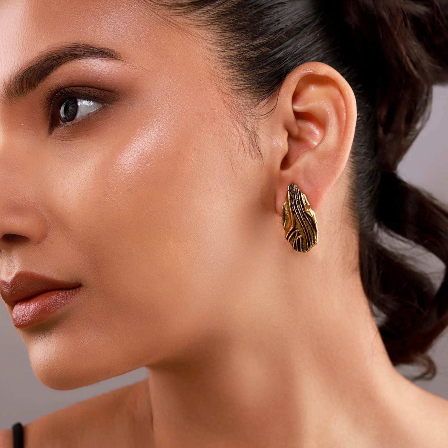 Flow Tide Curves Of Grace Stud Earrings - Image 3