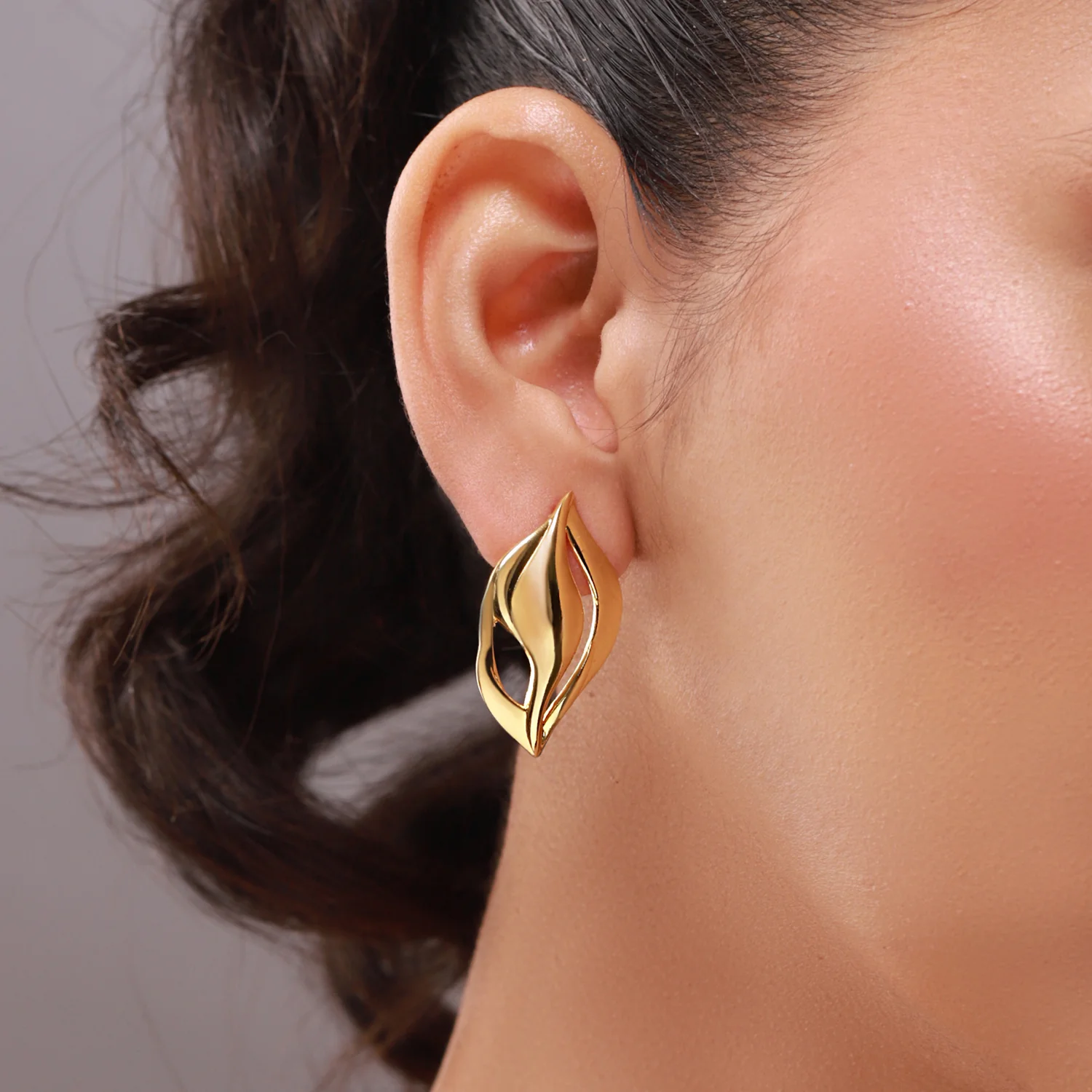 Flow Tide Wave Curves Stud Earrings - Image 2