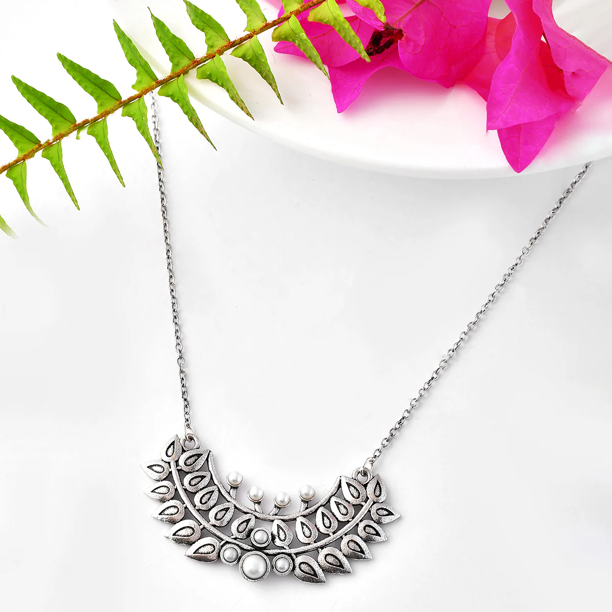 Fresh Fern Keeya Pendant