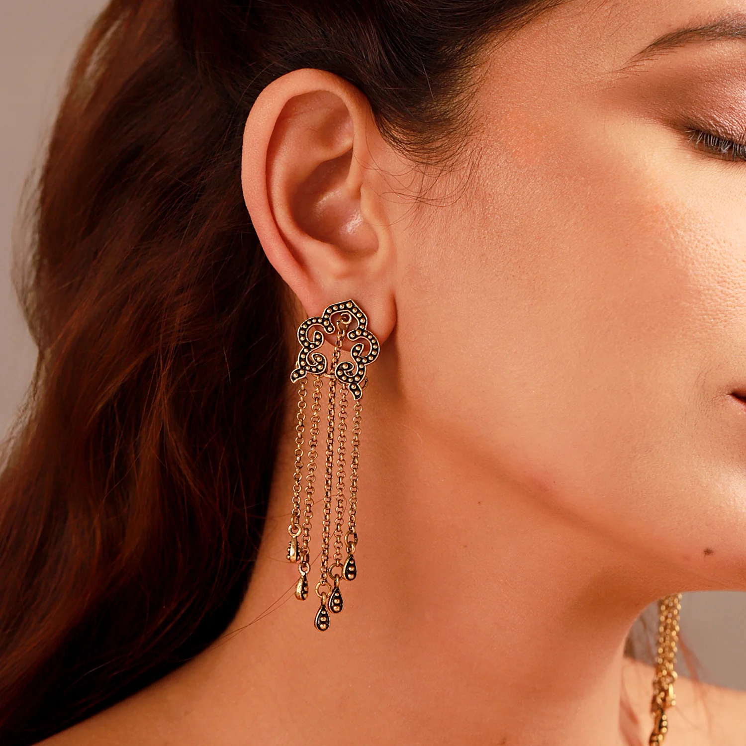 Fringes Sway In Fringe Earrings - Image 2