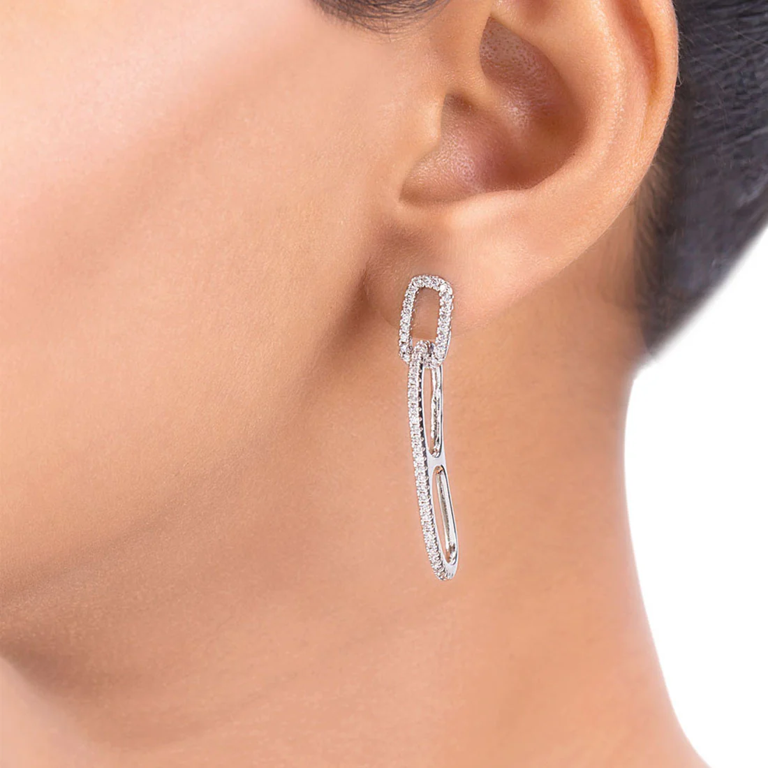 Gems Adorned Link Design Earrings - Image 2