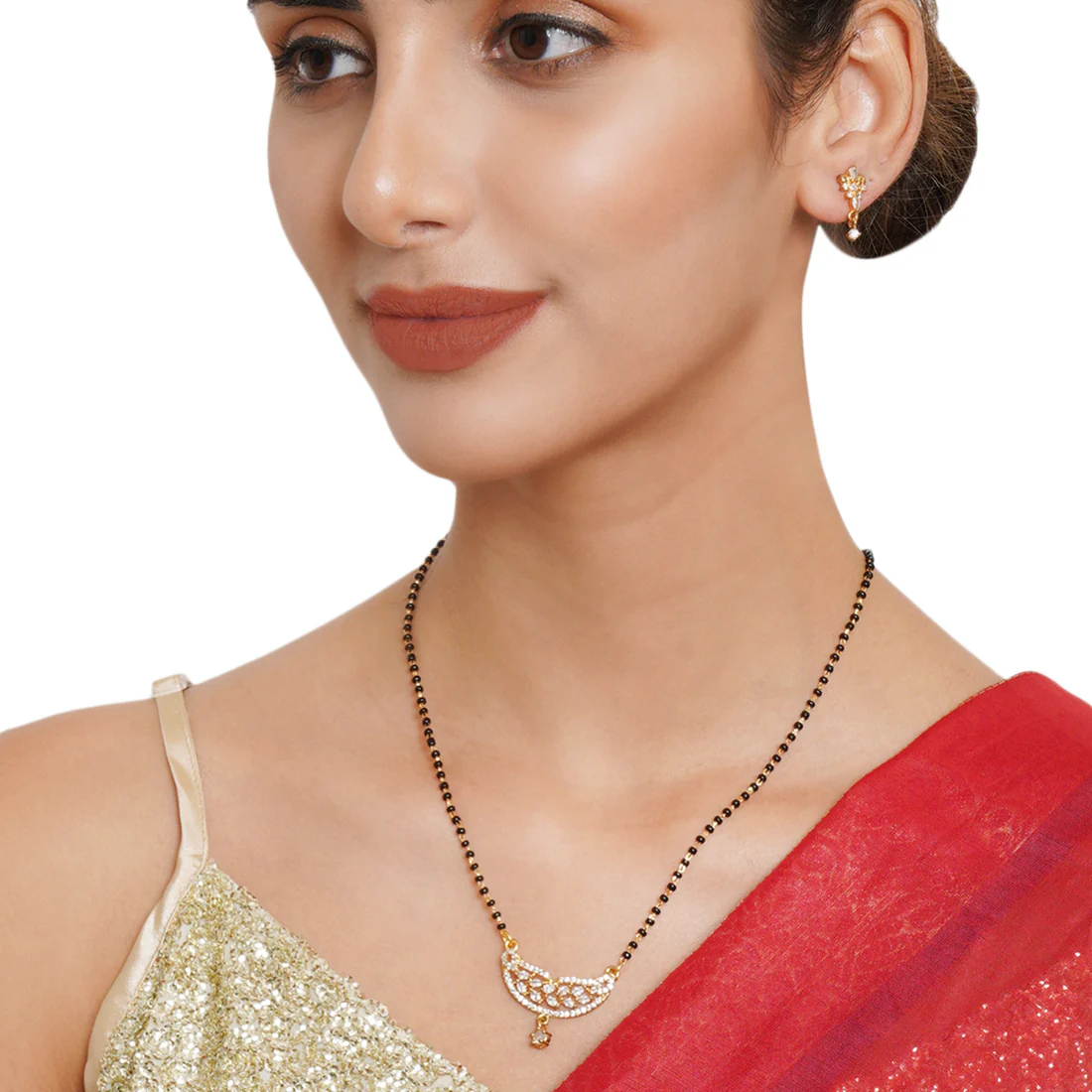Pearl Essentials Crescent Moon Traditional Mangalsutra Set - Image 5