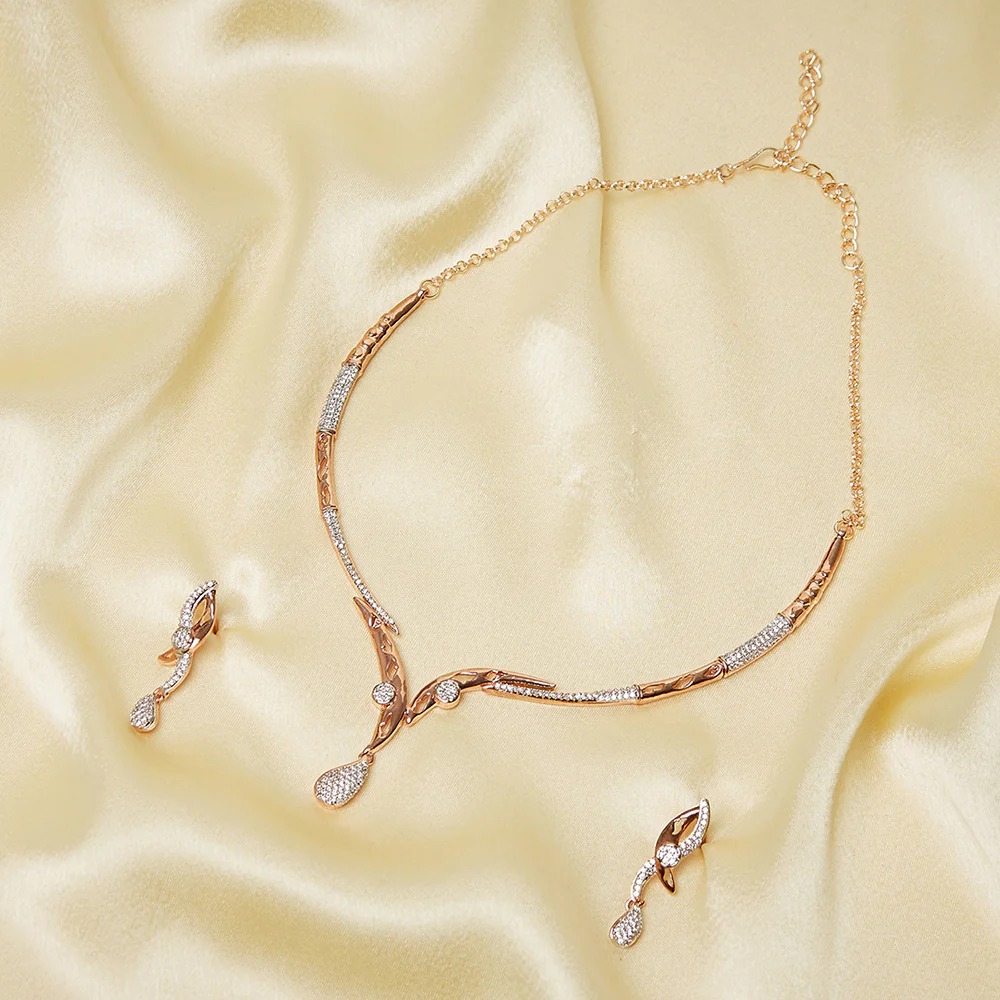 Sparkling Elegance Rose Gold Classy Necklace Set