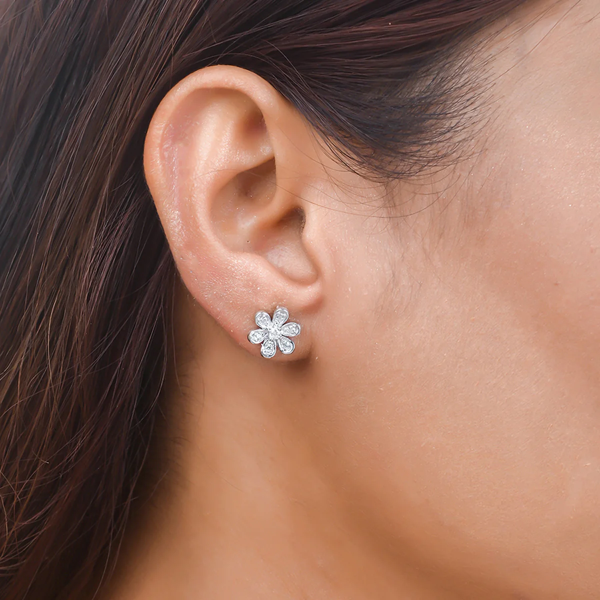 925 Sterling Silver Floral Stud Earrings - Image 2