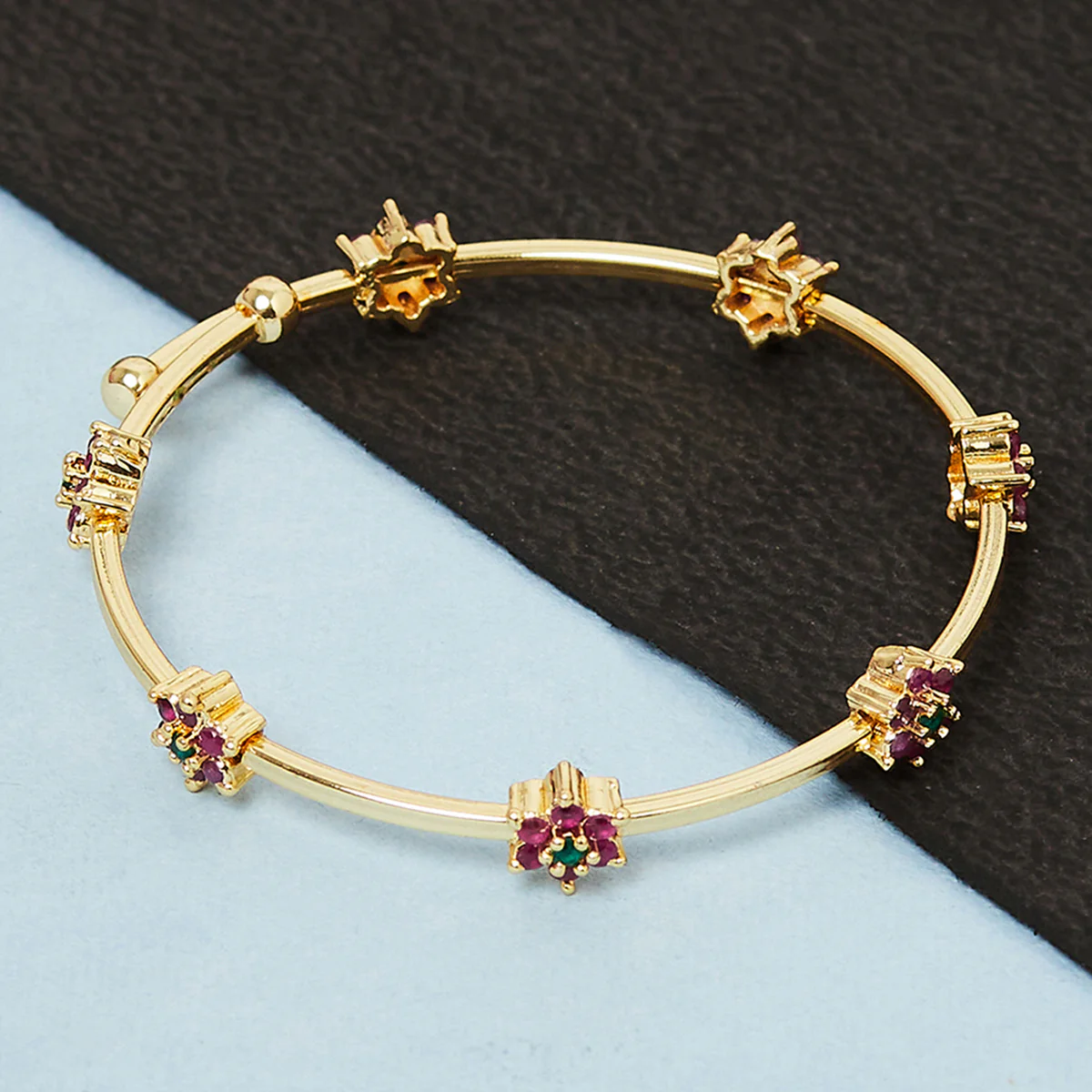 Generic Sleek Brass Bracelet