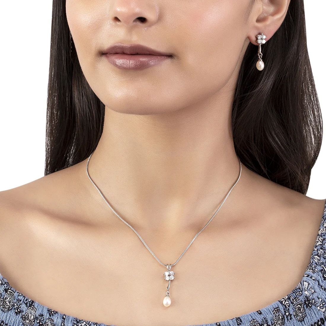 Pearl Essentials Stylish Pendant Set without Chain - Image 2