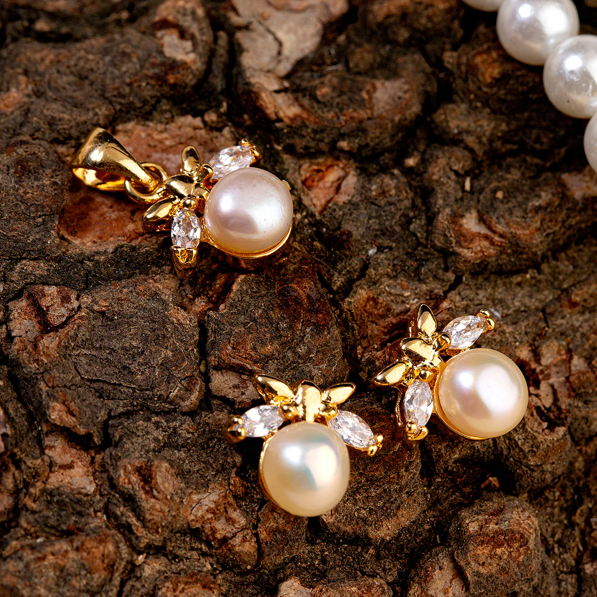 Generic Tiny Pendant Set