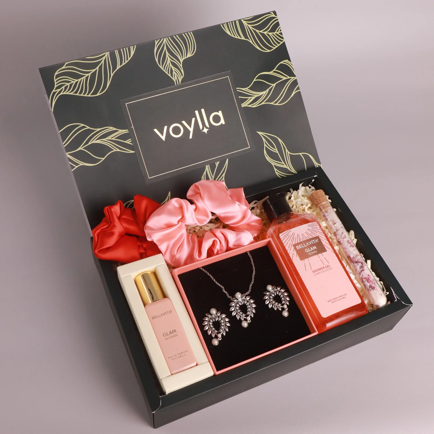 Glow of Love Karwa Chauth Gift Hamper - Image 2